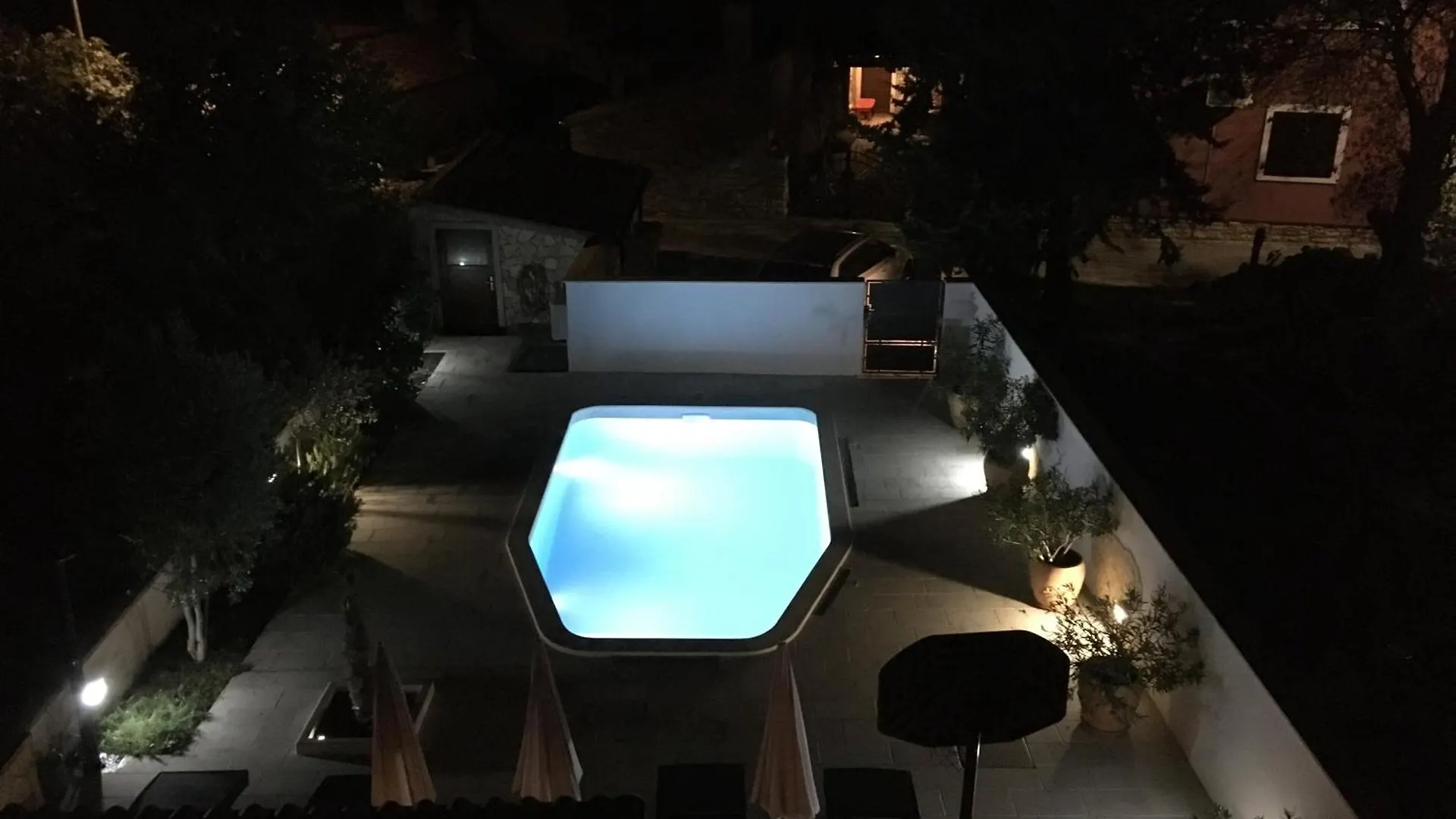 Villa Beautiful Stone House In Istria Krnica
